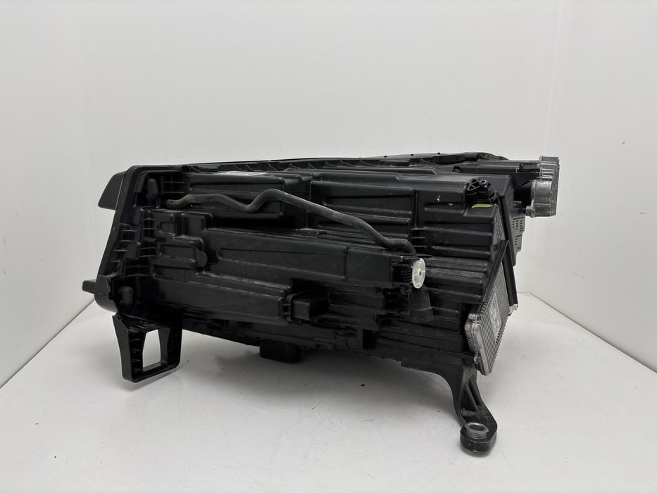 Фара права VW Atlas 2024-2026 Full Led Adaptive USA