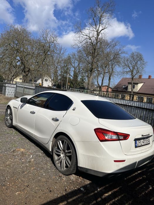 Maserati Ghibli RWD  2015r. W całości lub na części