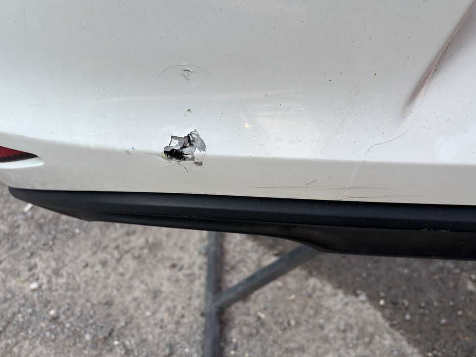 Задний бампер на Golf  7 в сборе