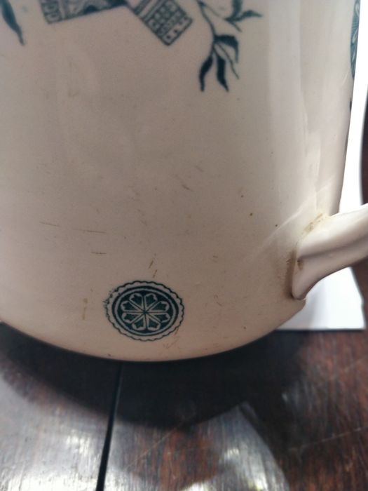 Bule em Faiança da Fabrica de Alcântara