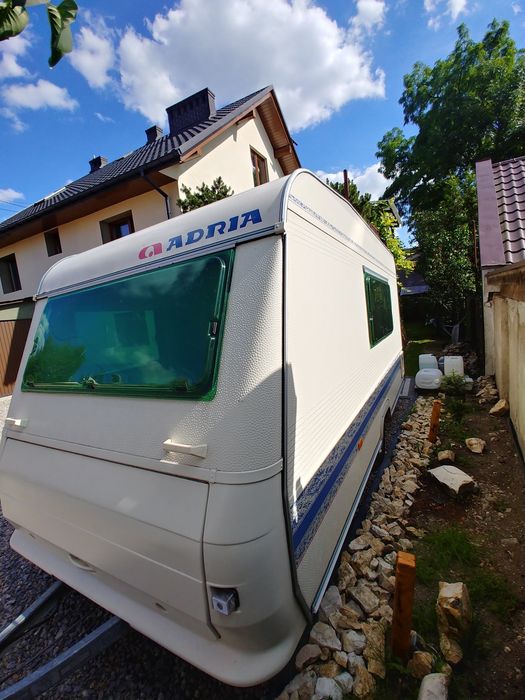 Przyczepa kempingowa adria 430