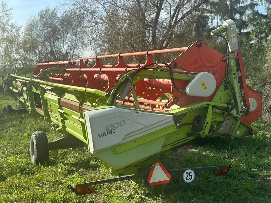 Claas VARIO 1200  HEDER ZBOŻOWY z 2013 roku