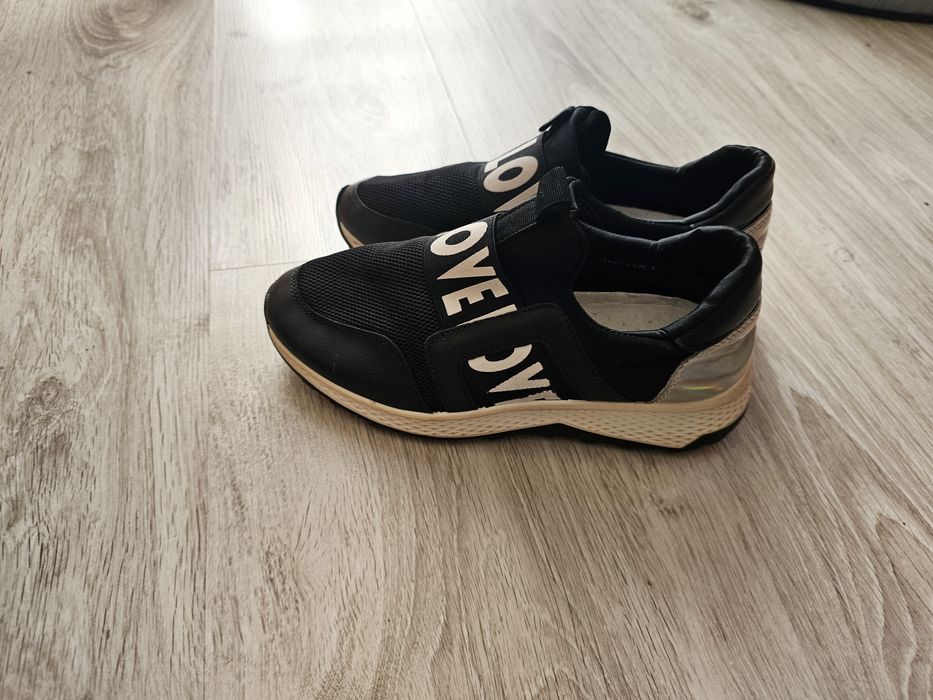 Sprzedam buty  damskie