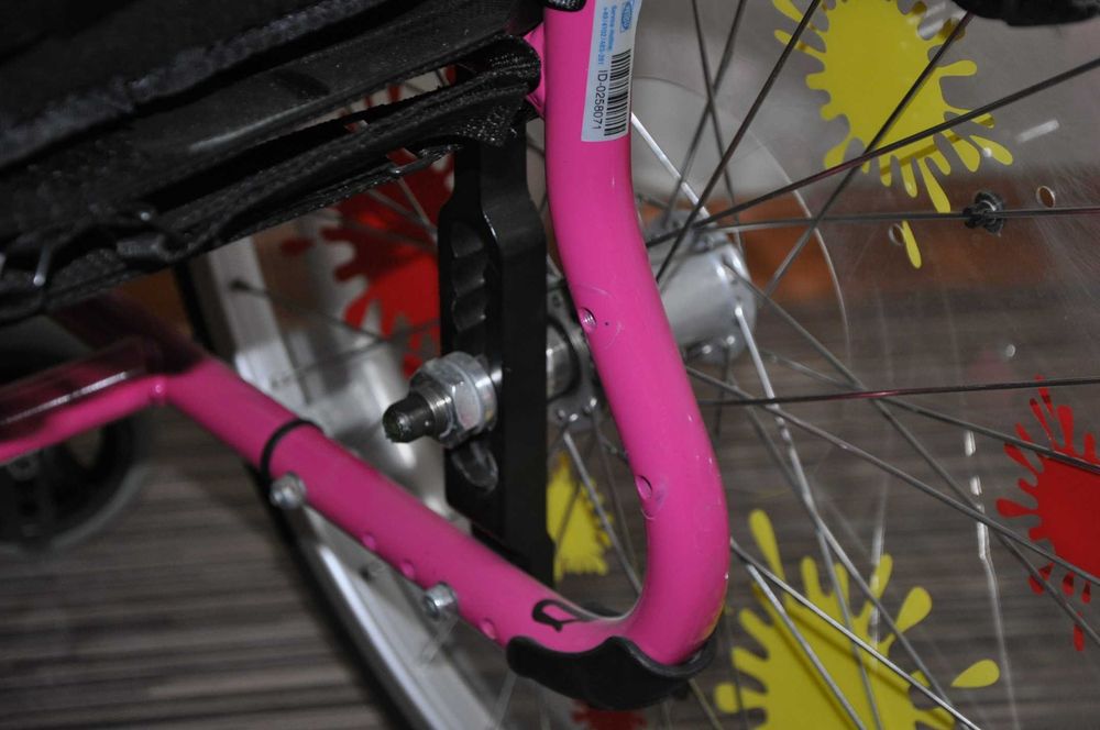 Wózek inwalidzki dziecięcy Sopur Xenon 33 cm aktywny FAKTURA