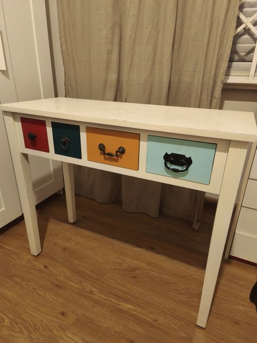 Secretária colorida retro