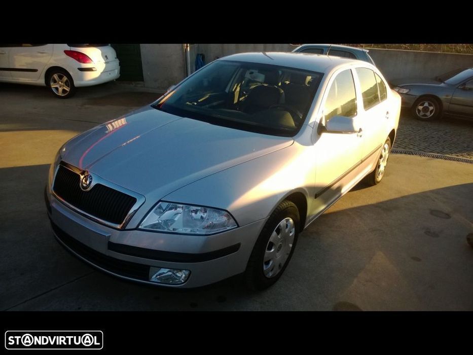 Skoda Otavia 2006 para peças