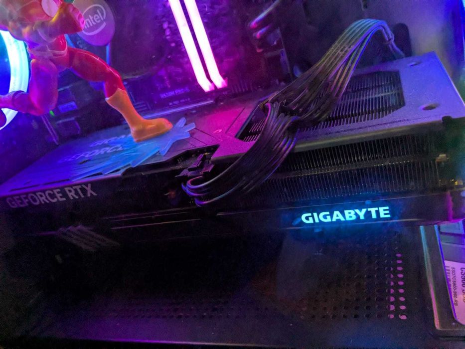 Placa Gráfica RTX 4060 Ti - 16GB Gigabyte NVIDIA GeForce GDDR6 OC