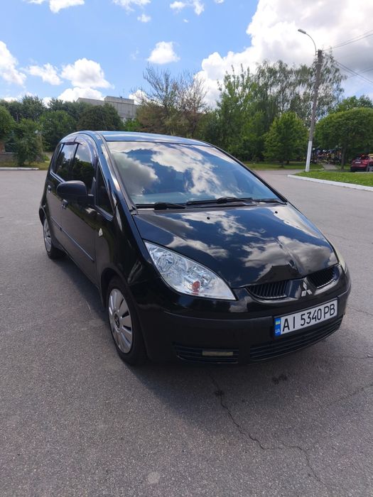 Міцубісі 1.3 автомат робот