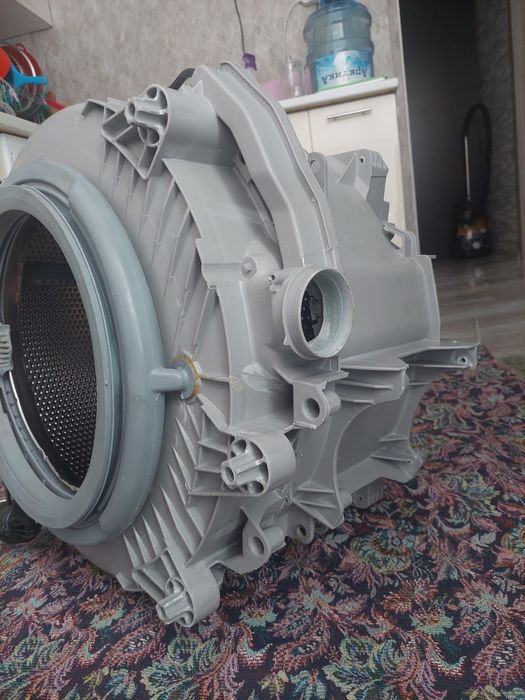 Бак стиральной машины Занусси линдо300 на 7 кг