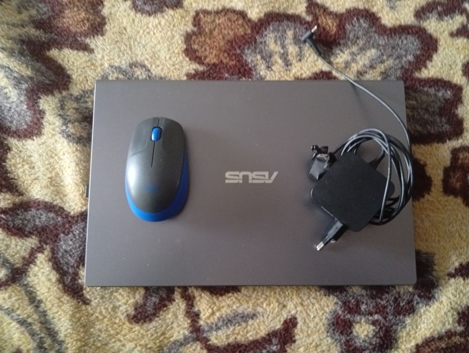 Модель ноутбука ASUS X515JP