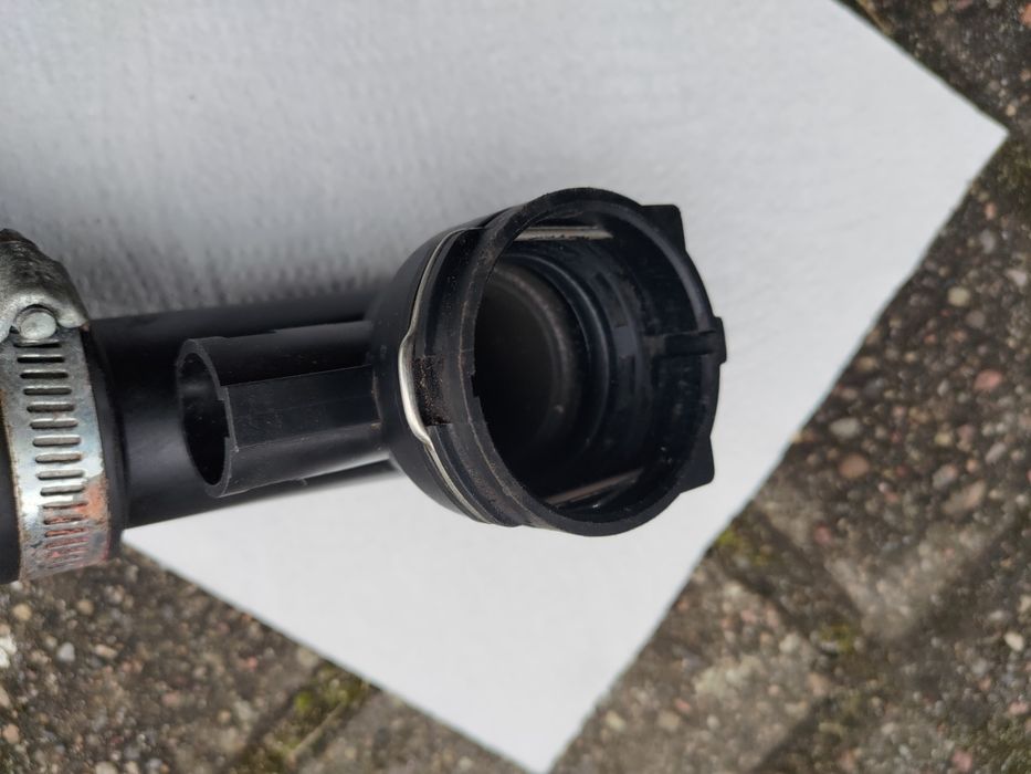 Termostat z czujnikiem i wężem BMW M54B30
