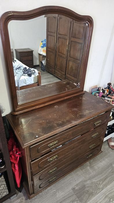 Mobília de quarto para despachar