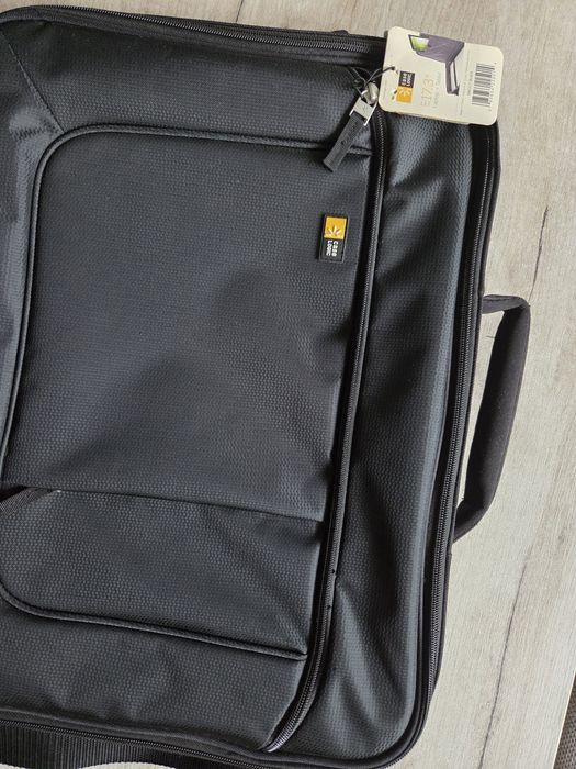Torba CaseLogic czarna  na laptopa 17.3 cali nowa