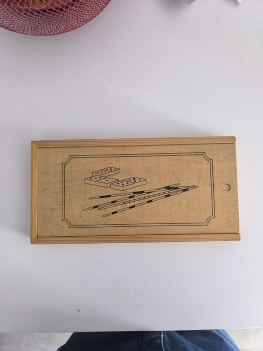 Jogo dominó e mikado