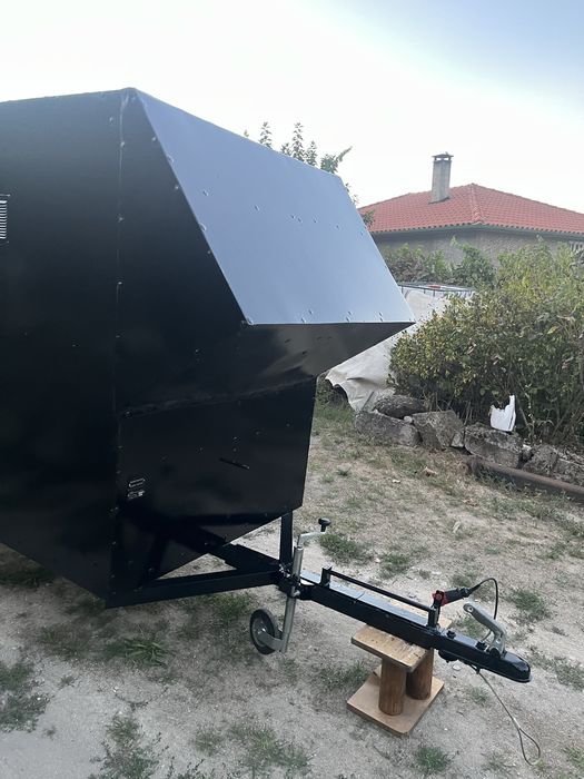 Reboque Atrelado Fechado Ligeiro 750kg – Aerodinâmico