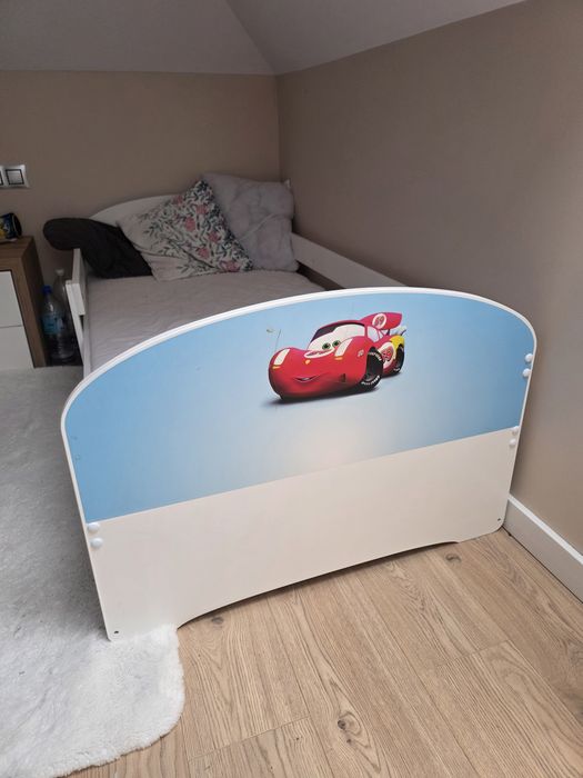 Łóżko dziecięce  160x80 z materacem nowe