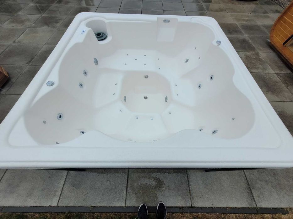 Luksusowe 6 osobowe JACUZZI COMFORT – hydromasaż, air - raty 0%