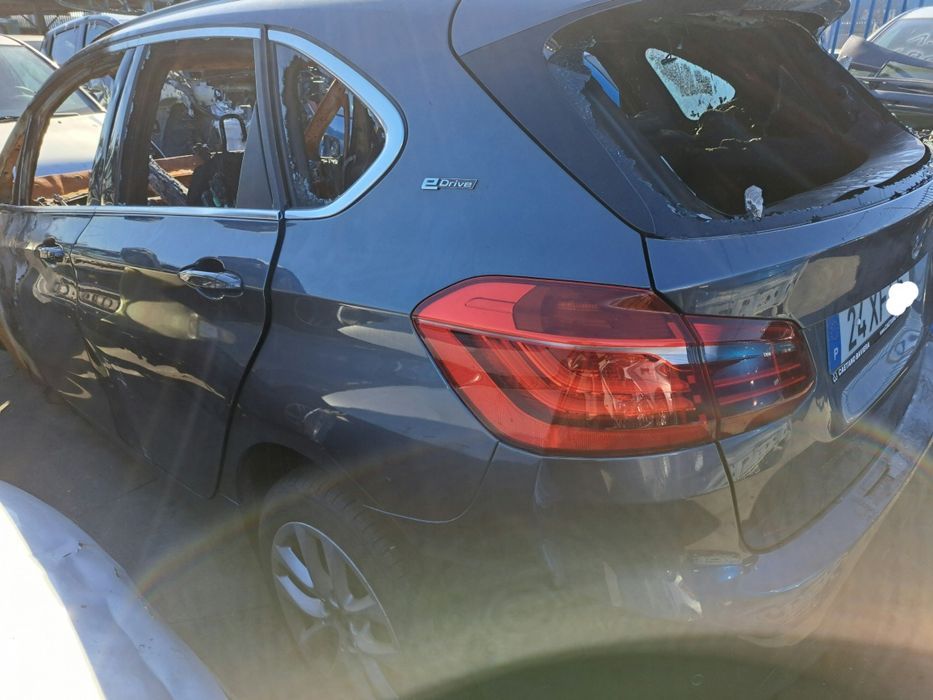 BMW Série 2 F45 Anos de 2013/2014/2015/2016/2017/2018/2019 peças  trás