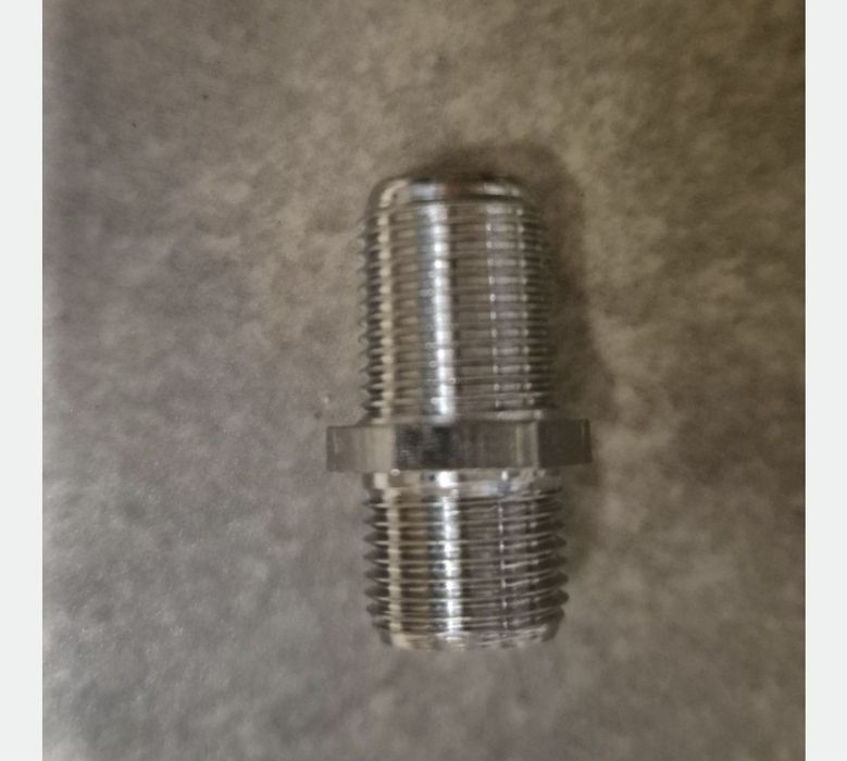 Złączka koncentryczna typu F