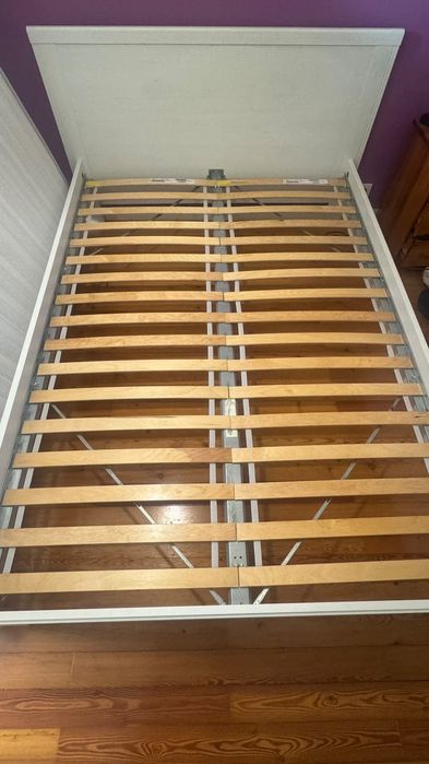 Cama de casal IKEA 140x190 + colchão NUCOL Estivill + estrado LURÖY