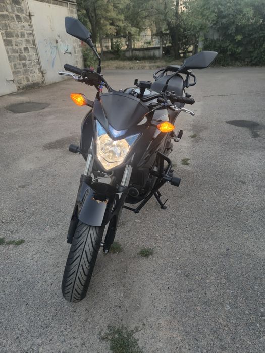 Продається Honda CB400F