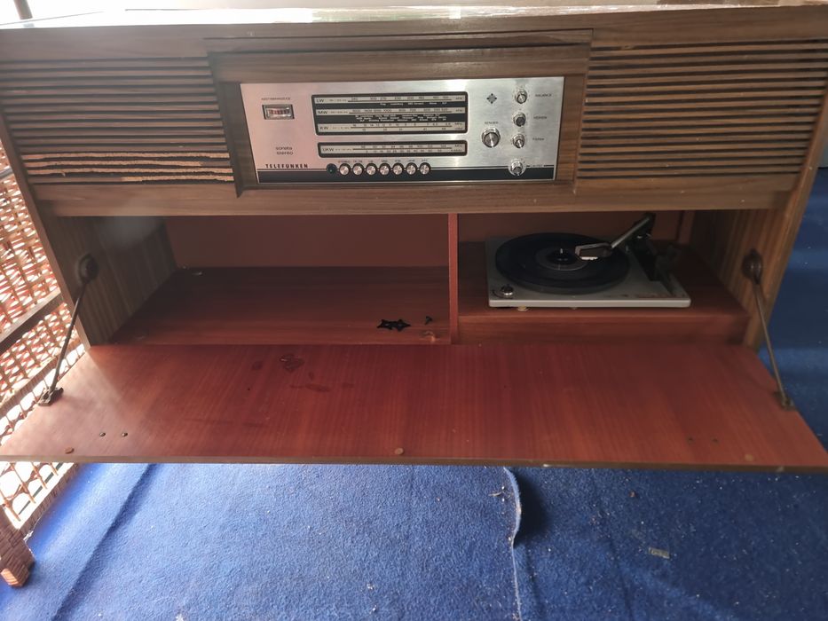 rádio consola Telefunken Sonata