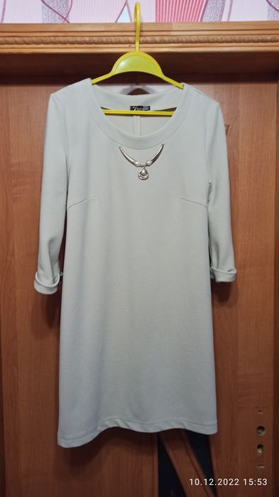 Продам плаття в хорошому стані