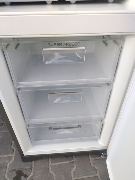 Холодильник INDESIT 187  cm. NOFROST. Холодильник  з Європи.Класний стан