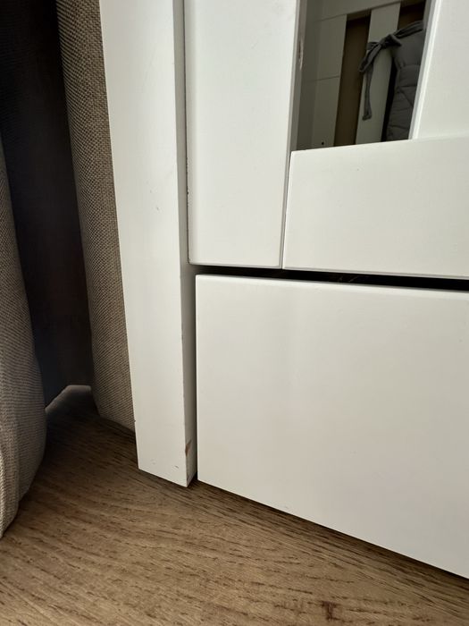 Łożeczko dziecięce Pinio 140x70 z szufladą i materacem