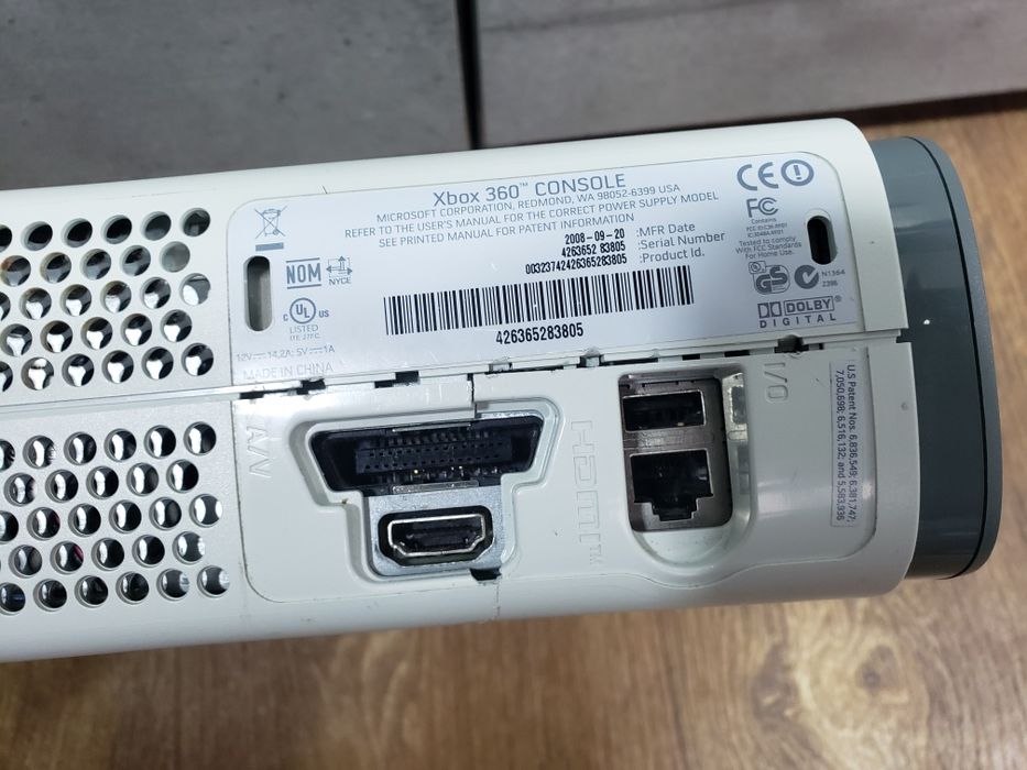 Приставка Xbox 360