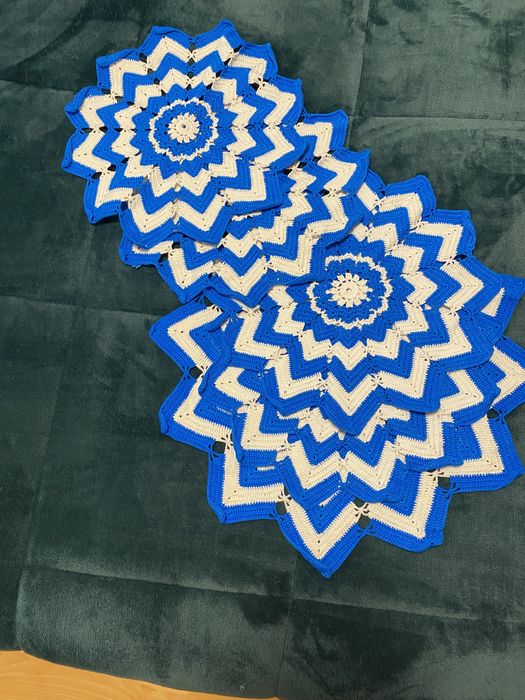 Toalhas de mesa feitas á mão