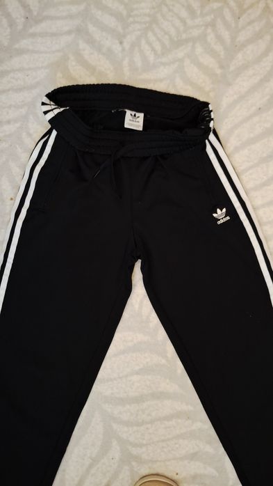 Spodnie dresowe Adidas