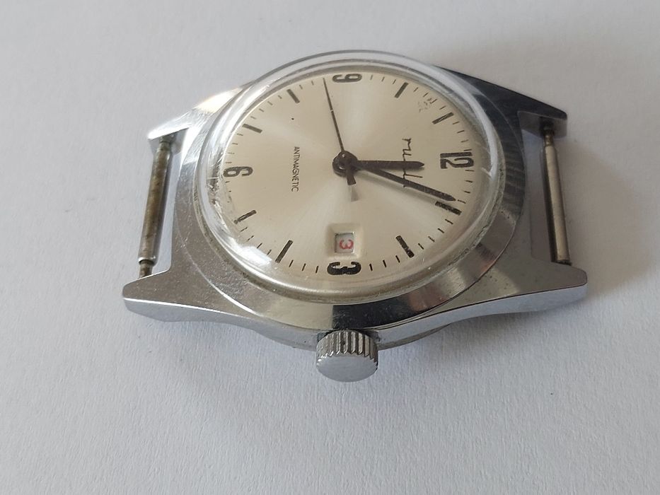 Ruhla zegarek antimagnetic