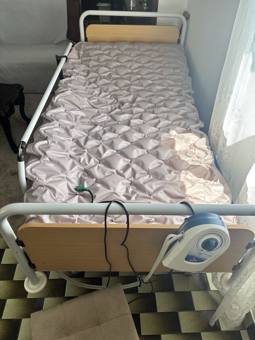 Cama articulada medical