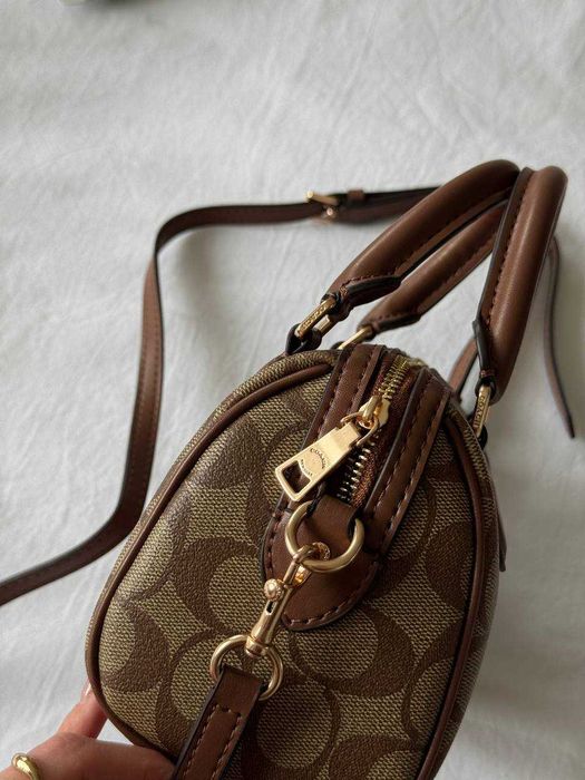 Coach Rowan Ginger Satchel In Signature Canvas/Коуч Роуен Сатчел Джінджер