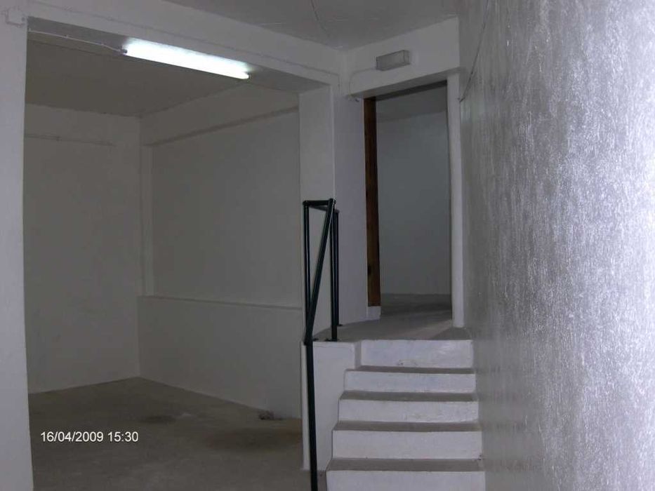 Armazém na Encosta do Sol em Caldas da Rainha