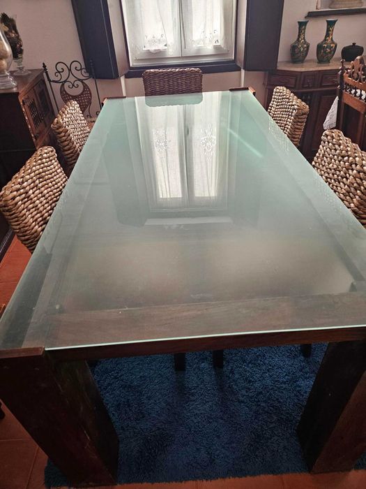 Mesa + 6 cadeiras (Sala de Jantar)