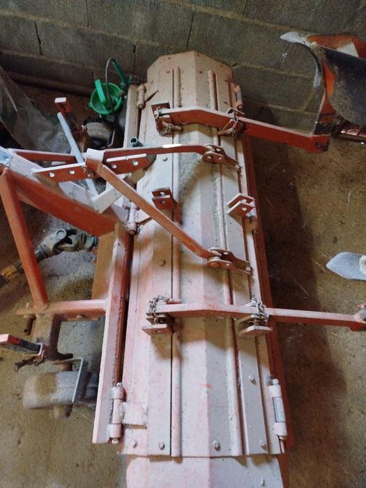Trator Massey ferguson 1345