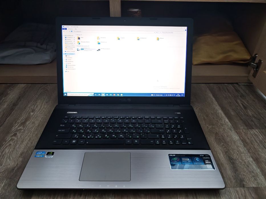 Asusu K75V ноутбук 17.3