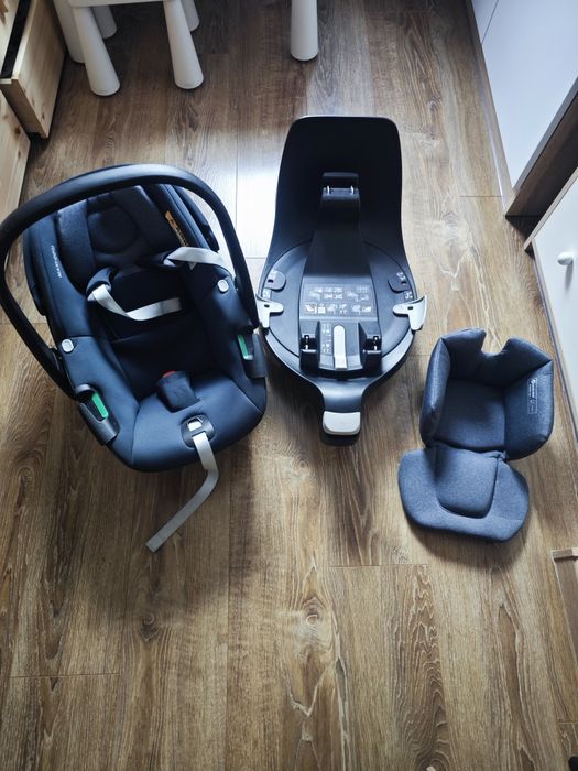 Fotelik Maxi Cosi Pebble 360 oraz baza Isofix Family Fix 360