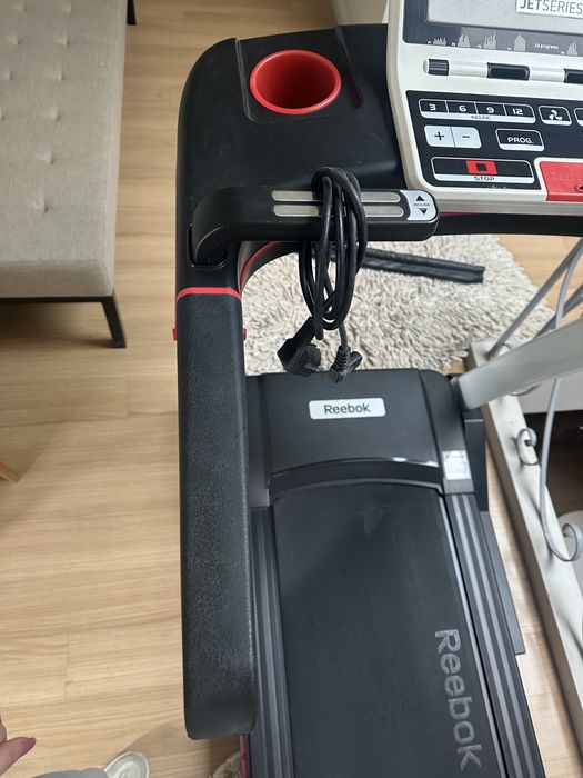 Passadeira reebok jet100