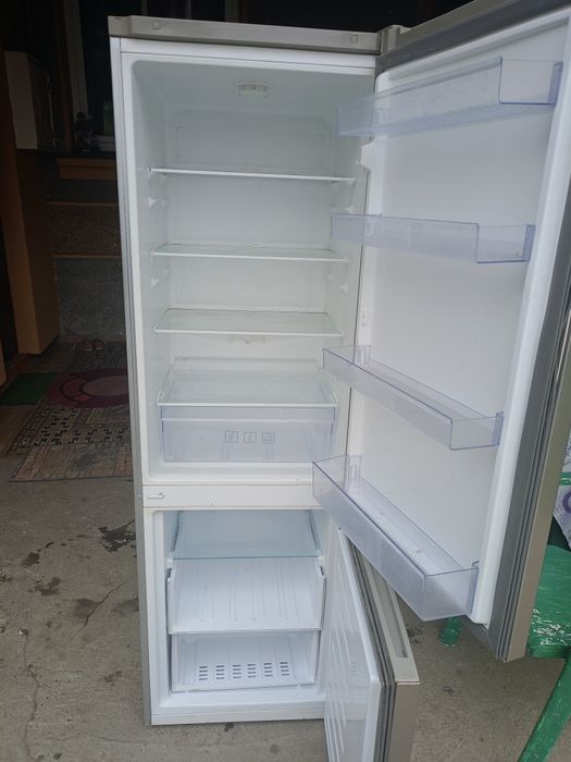 Lodówka uszkodzoną Beko