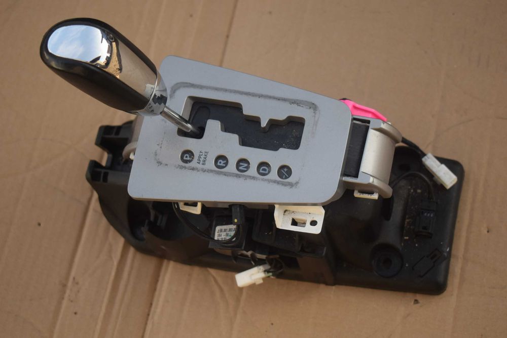 lewarek wybierak CHRYSLER VOYAGER V 2.8 CRD 08-