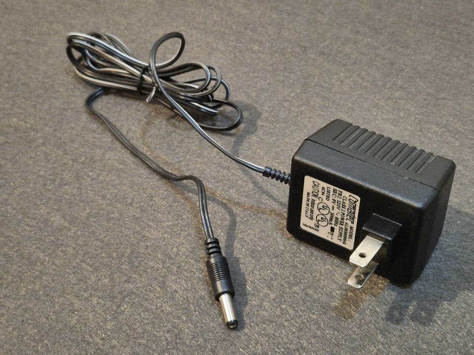 (Лот 40 шт) Блоки живлення 9V 300mA, 120V