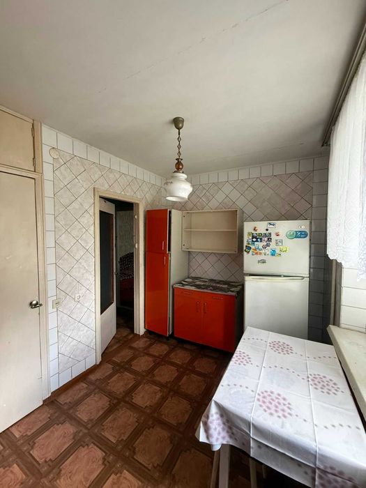 1к! квартира, Сади 2, 2/5 поверх, 37 м2, чешка в цеглі, житловий стан!