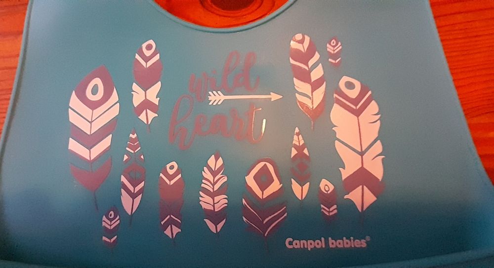 Śliniak silikonowy z kieszenią Wild heart - Niebieski / Canpol Babies