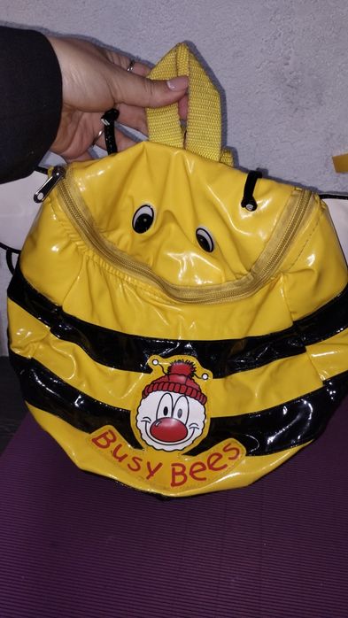 Дитячий рюкзак бджілка, з м'яких матеріалів