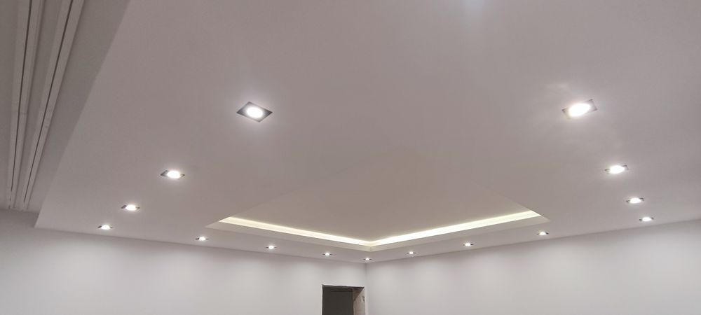 WOLNY TERMIN  Sufit podwieszany • Gładź • Malowanie • Panele