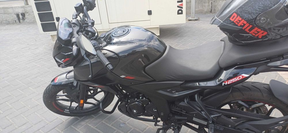 Bajaj Pulsar N250