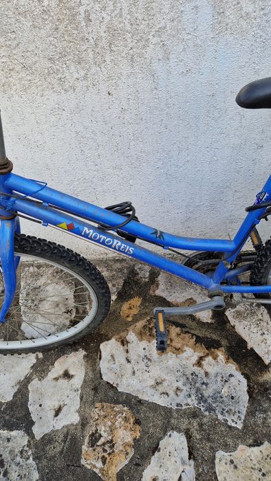 Bicicleta feminina BTT